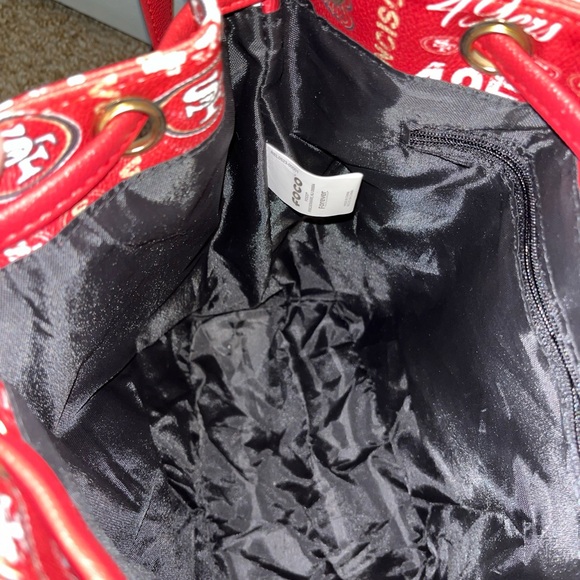 San Francisco 49ers, Logo Love Cinch Purse Crossbody Bag Vegan Leather NWOT - Picture 7 of 9